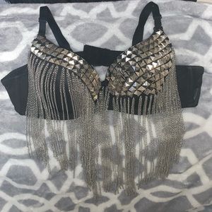 Chained Performer Top